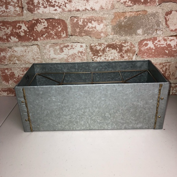 COPY - MAGNOLIA GALVANIZED METAL BOX - Picture 4 of 5
